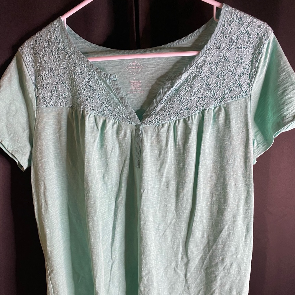 Large Top